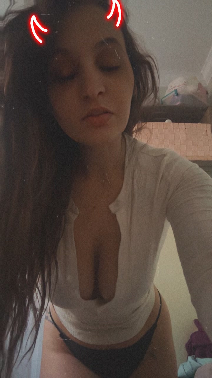 @Lil shadow 🥀🖤💋🖕🏻