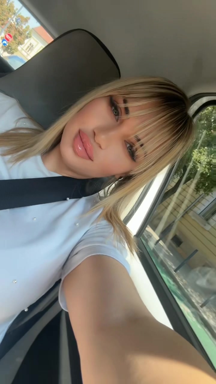 @larisabmariaa