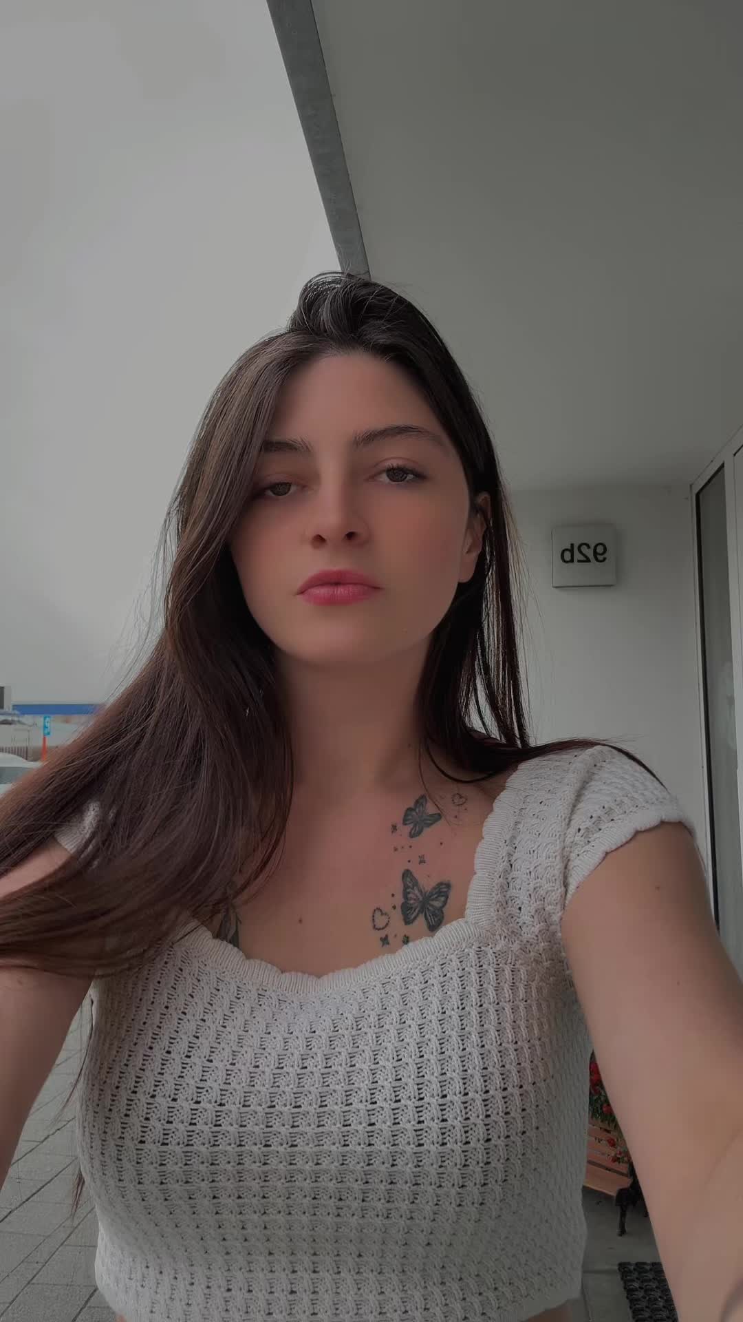@vanyatje