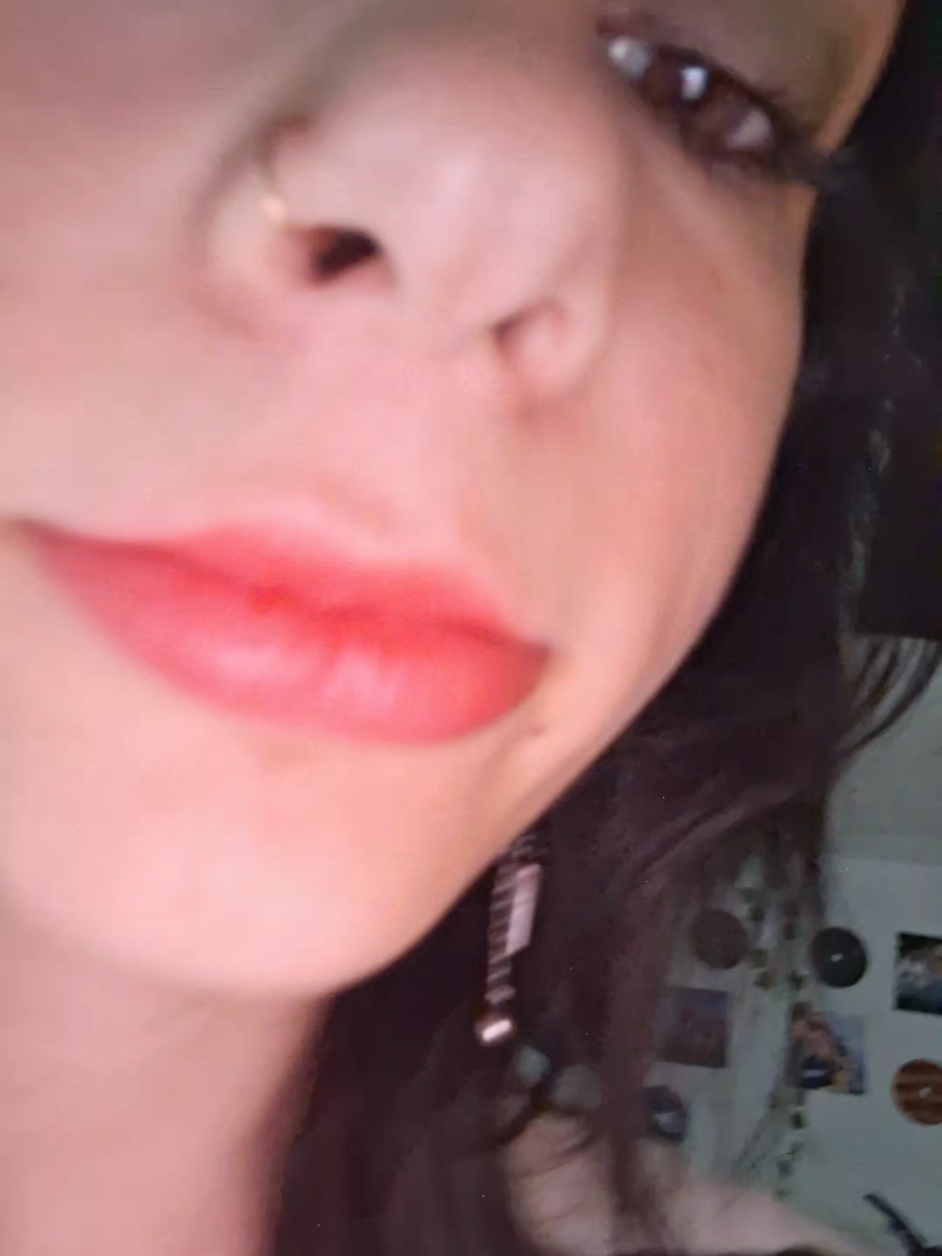 @《&bull;&deg;☆ Mia ☆&deg;&bull;》