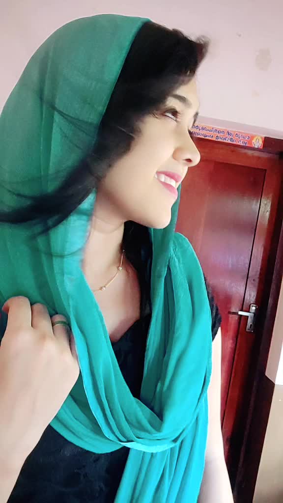 @Revathy menon🤩