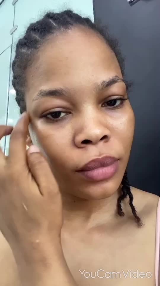 @oyiioyinx
