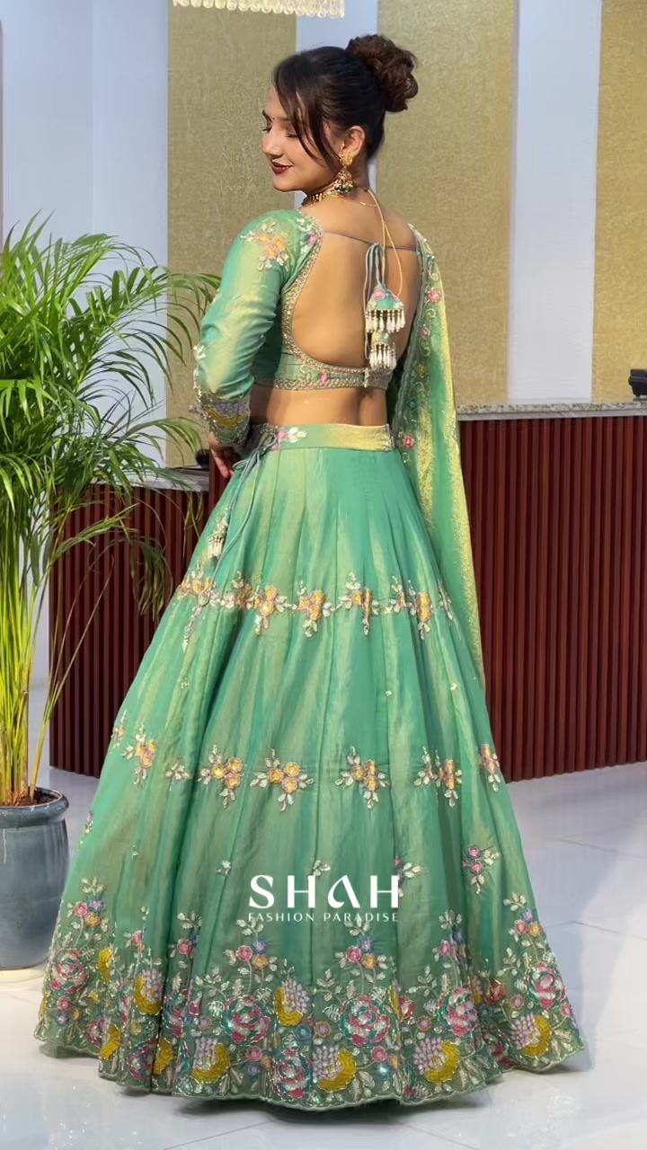@SHAH FASHION PARADISE