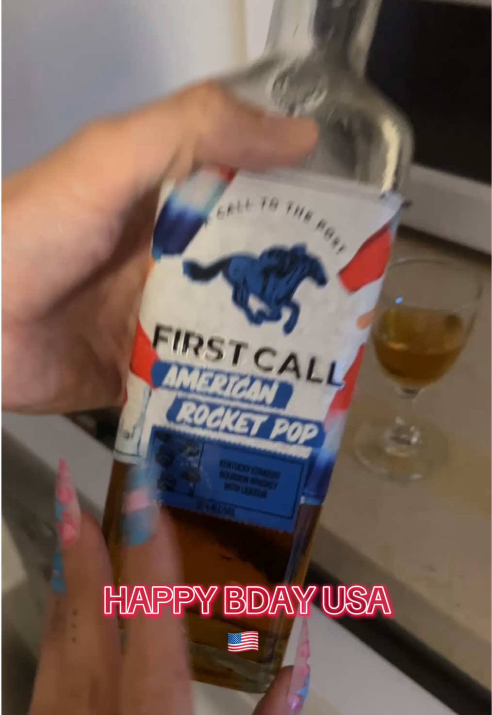 @👻