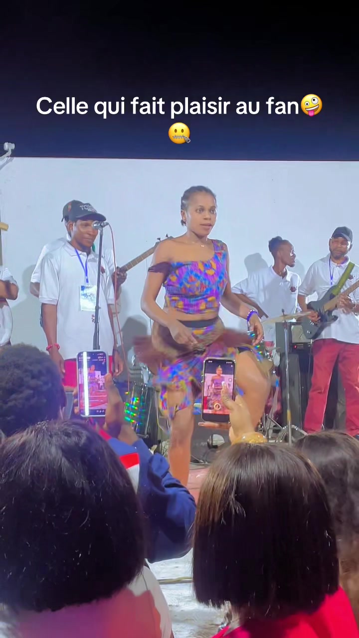 @Ruth okemi la star💋💝❤️