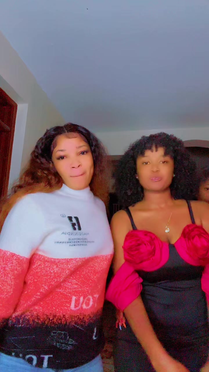 @👑ᵟᵁᴱᴱᴺ𝓢𝓱𝓲𝓵𝓪 𝓚𝓮𝓵𝓵𝔂