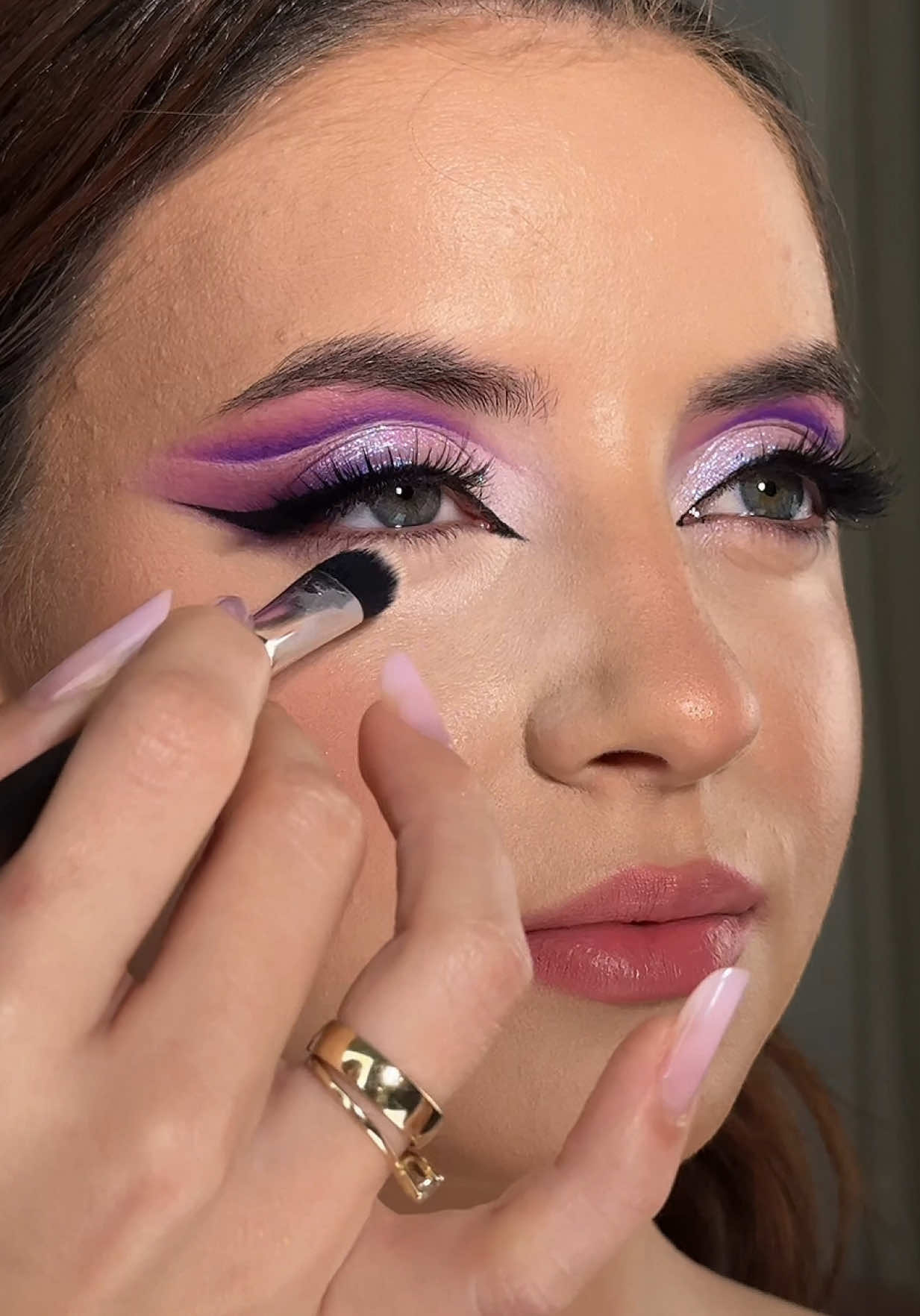 @Elena Caranfil Make-up Trainer