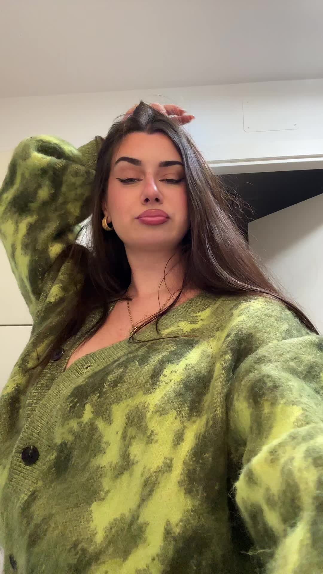 @ST