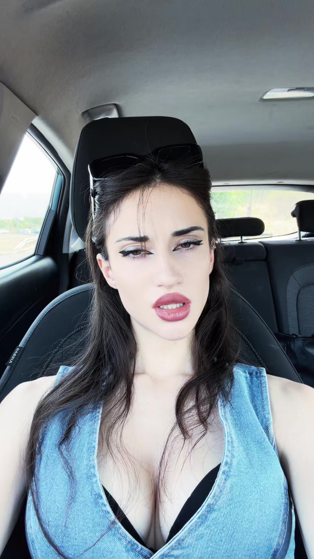 @nayadicksonn