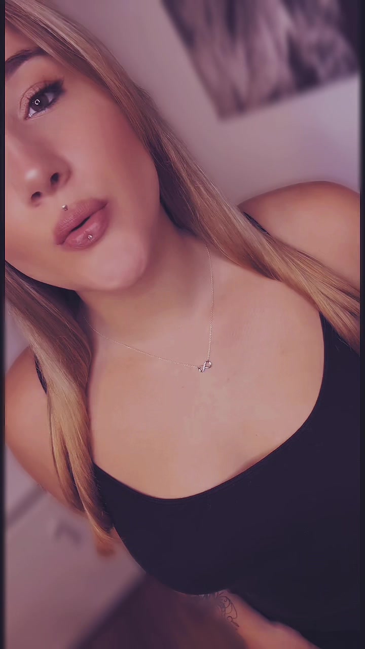 @✨𝕾𝖆𝖇𝖗𝖎𝖓𝖆✨