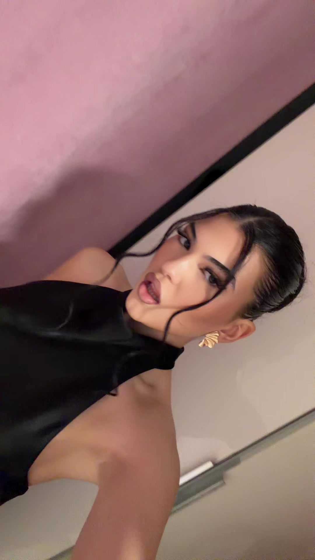 @𝐋𝐚𝐫𝐢𝐬𝐚