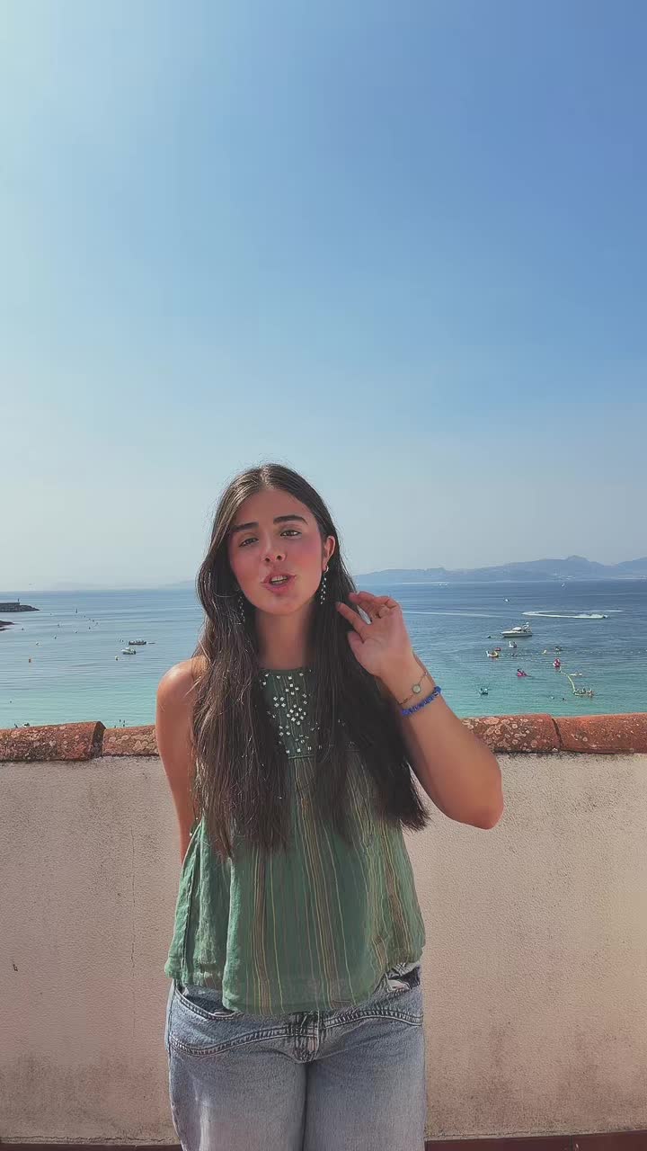 @lola ameneiro sobrino