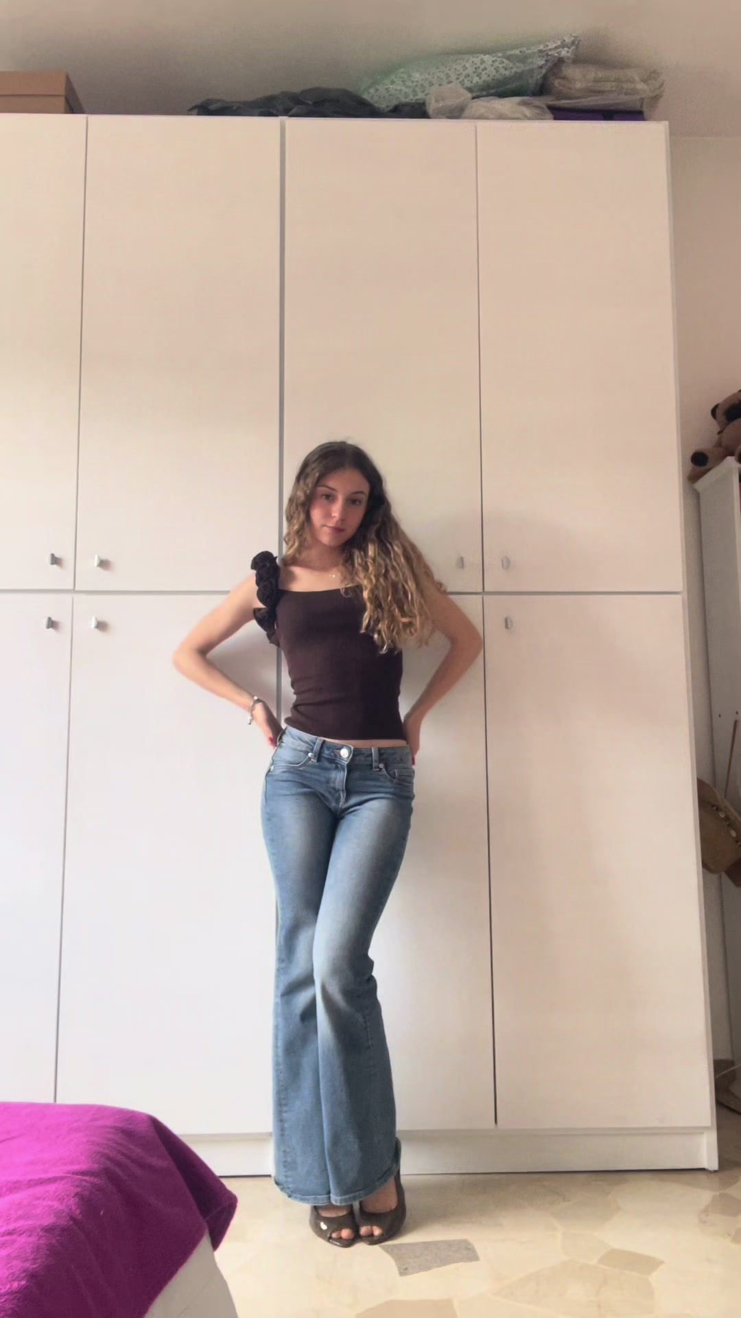 @Lara