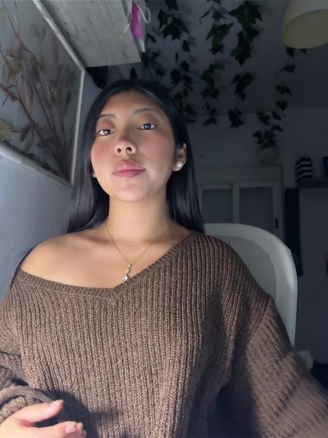 @&Ntilde;ustha Ot