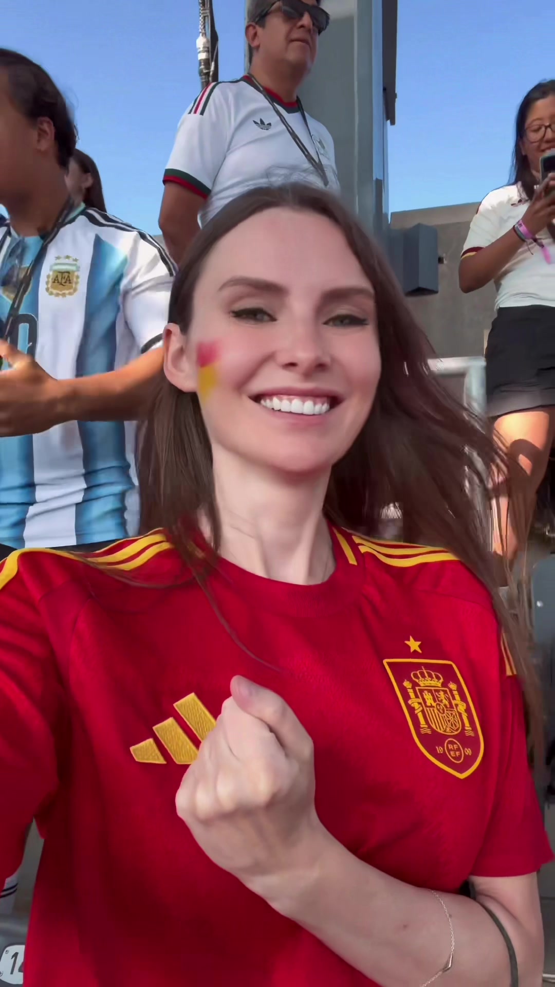 @Laneksa