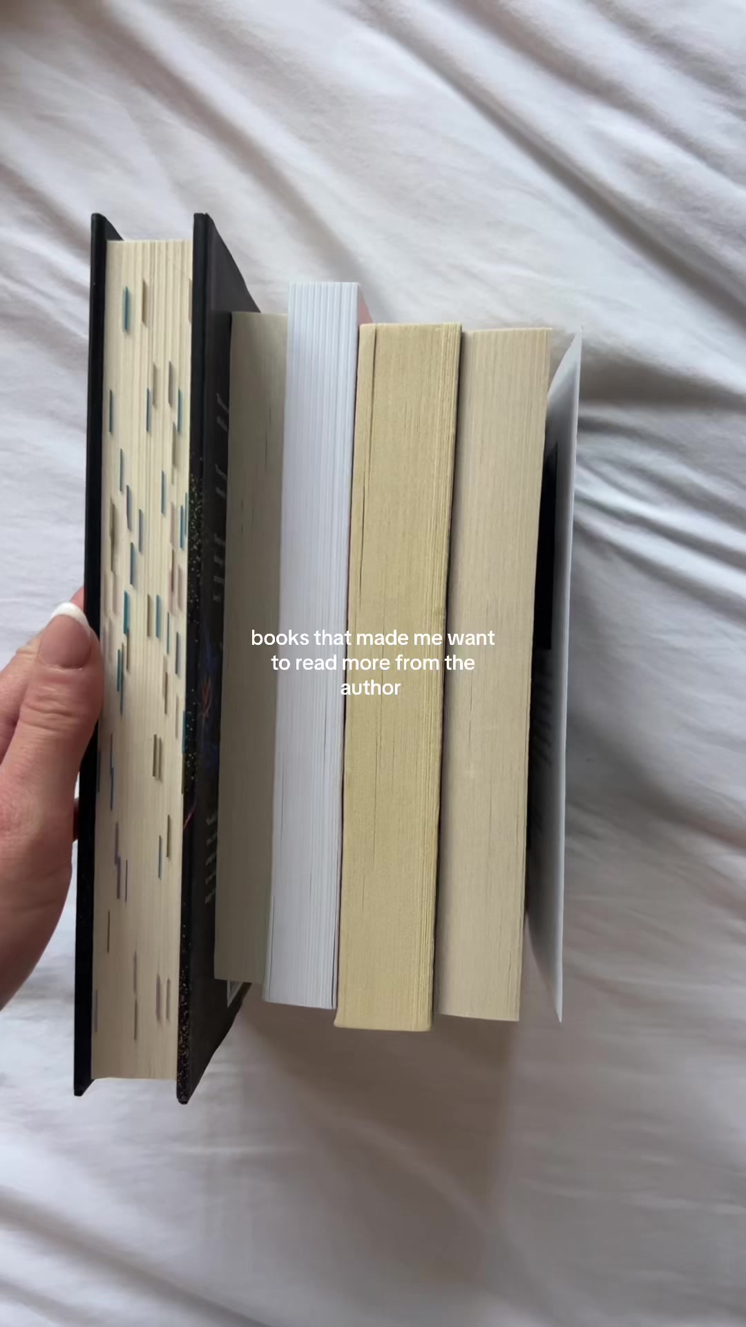 @amélie | booktok ♡