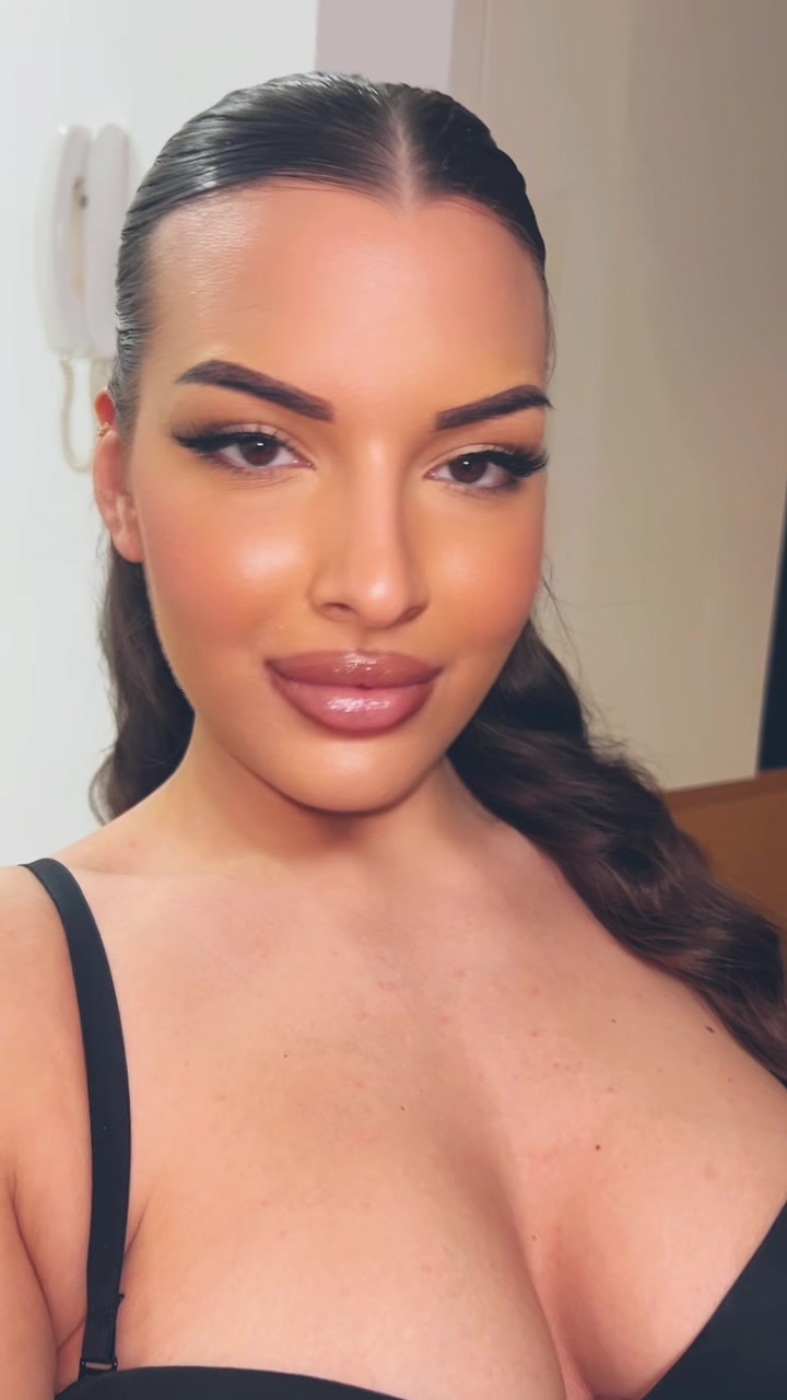 @saricaaa_._