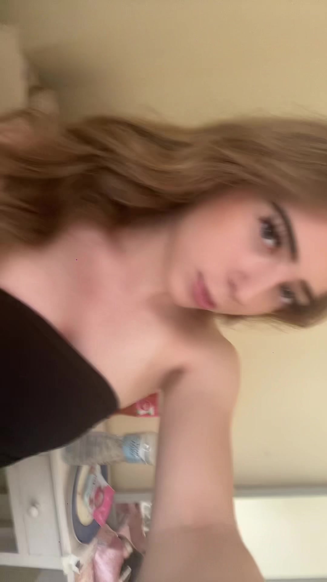@maja.mnk