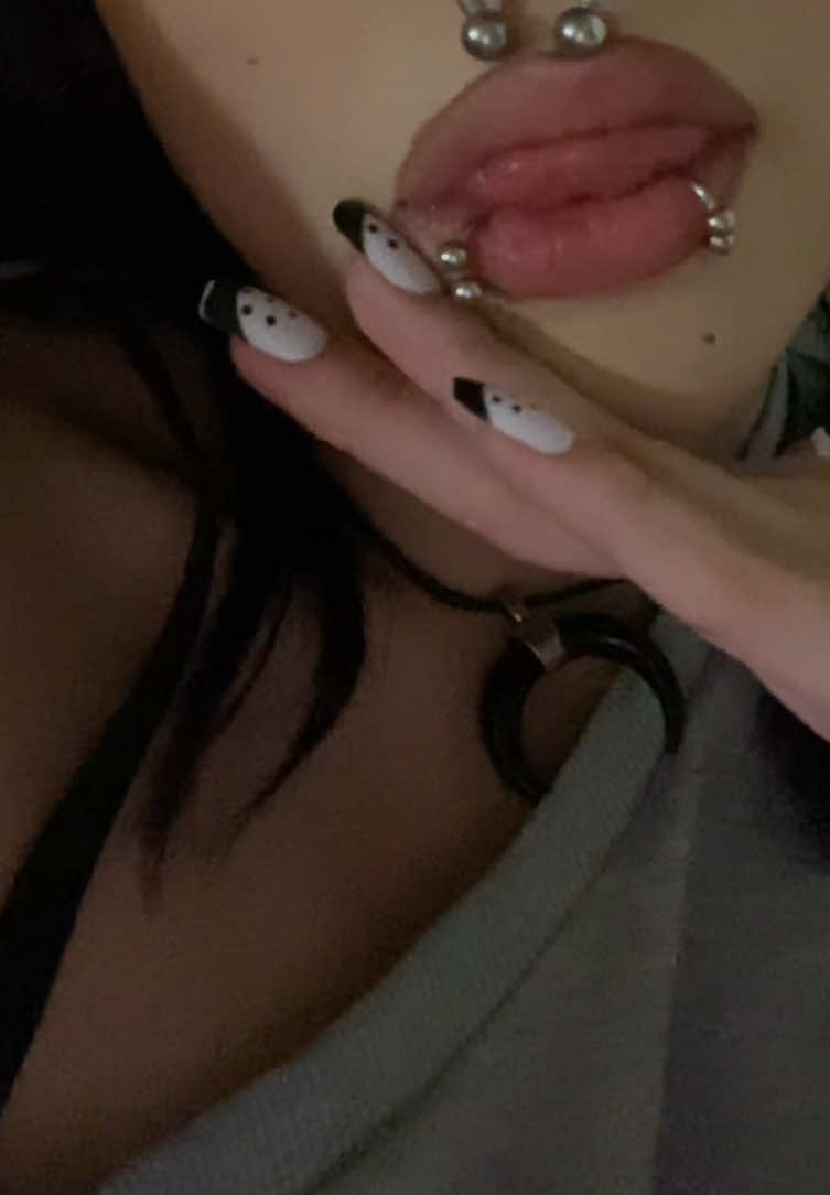 @poopydarts