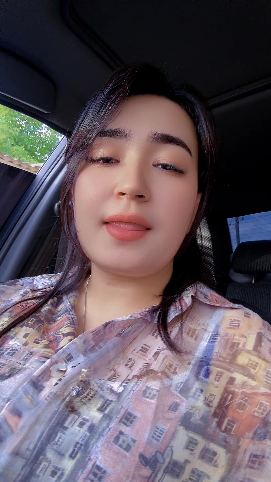 @Pari222🖤🦋