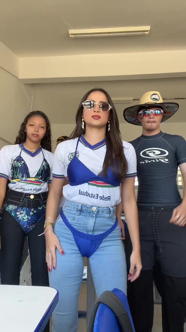 @Maria Alícia