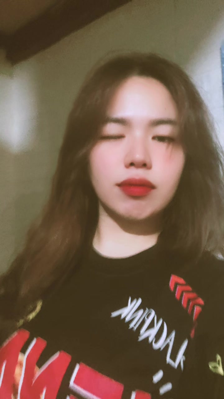 @🐼