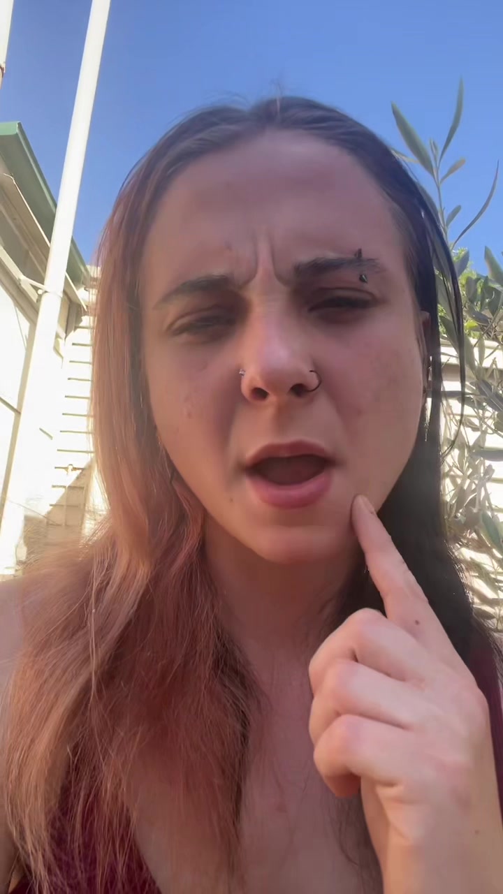 @Candy_Klouds