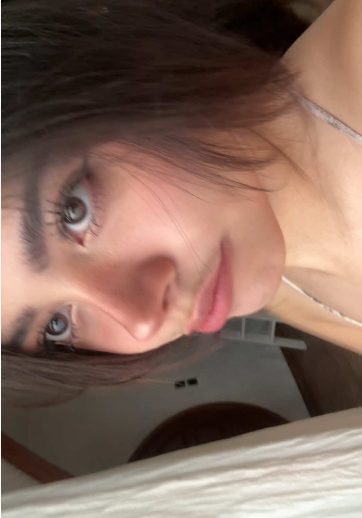 @isabellazoeyc