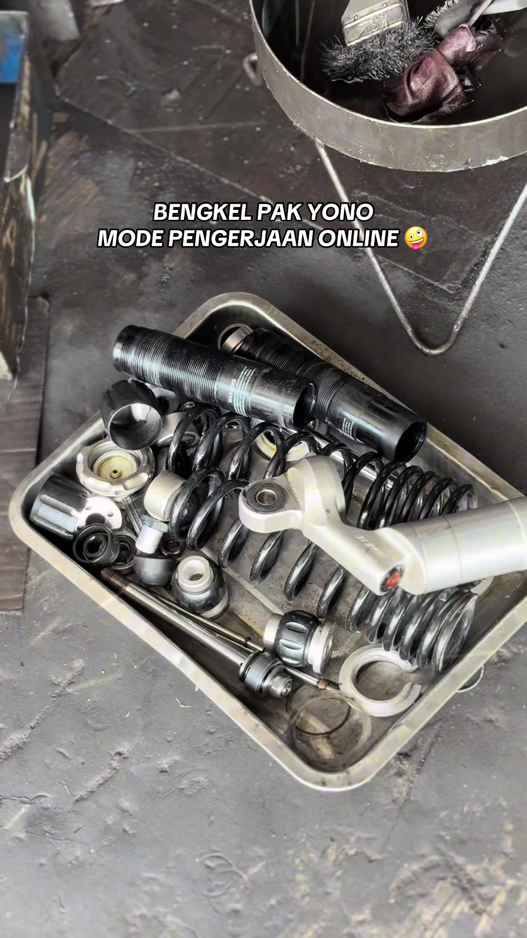 @Bengkel Pak Yono
