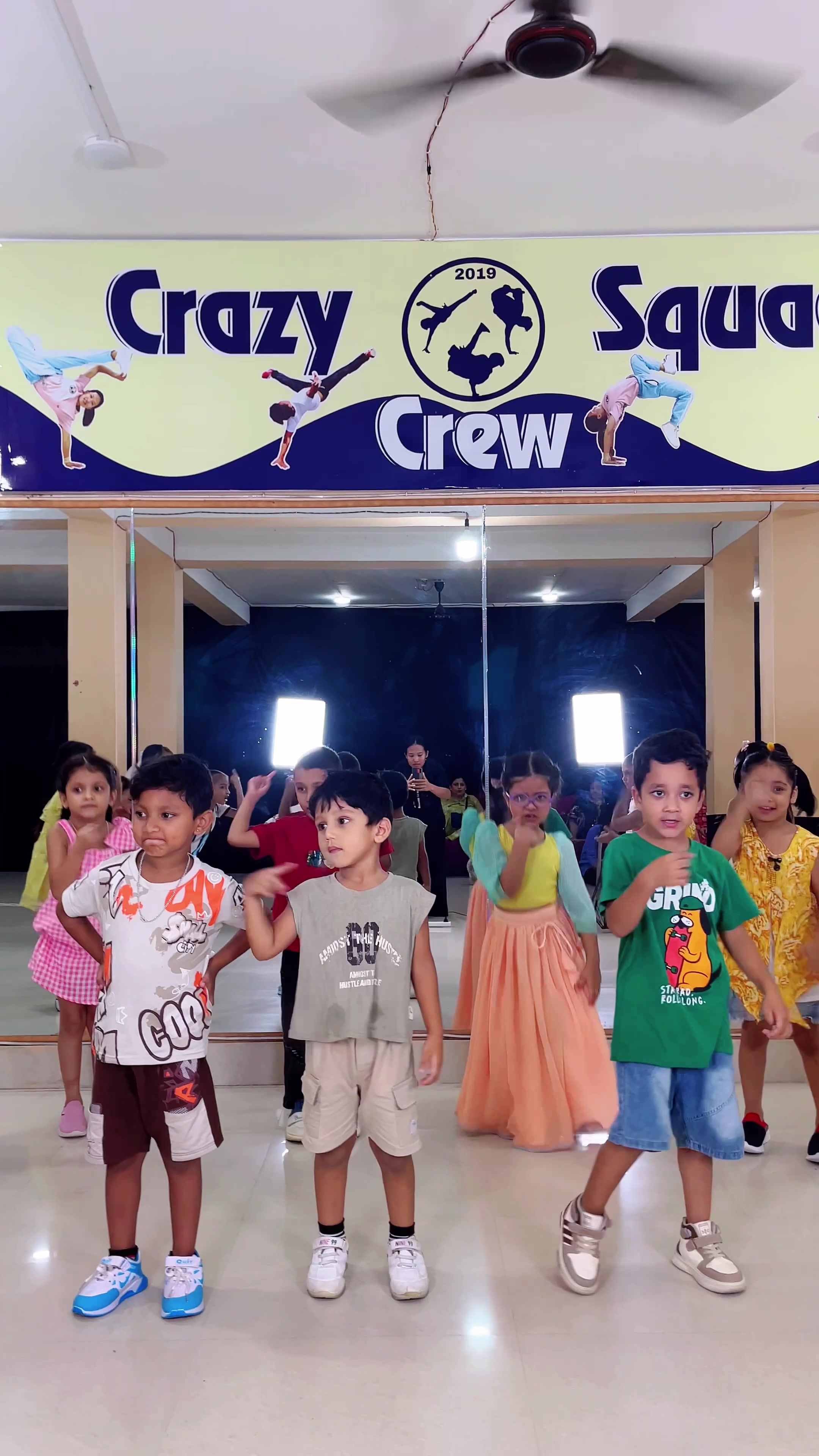 @Crazy Squad Crew