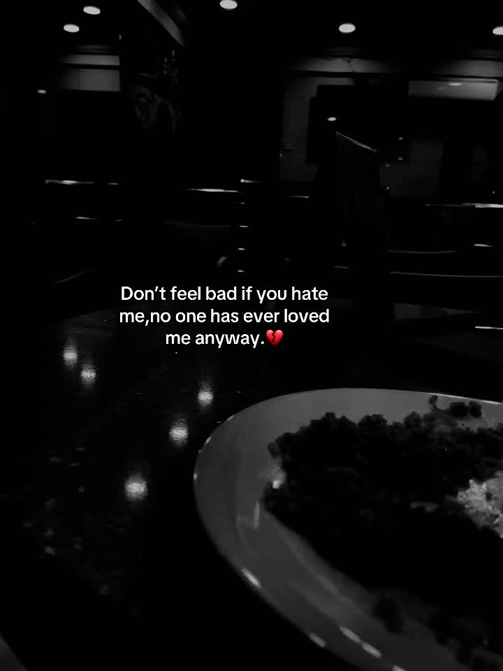 @BROKEN SOUL💔🥀.