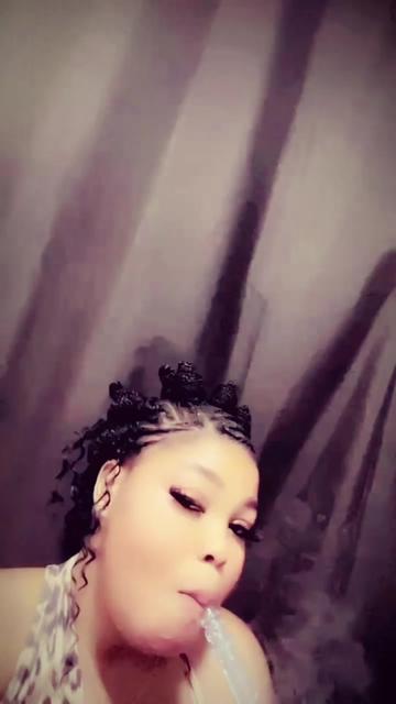 @🌸ℰ𝓋𝒶𝓁ℴ𝓋𝒾𝒶 💕🥀