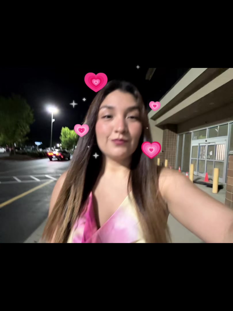 @๐ฆ๐ฅโคโโ๐ฆ
๐๐ฉ๐๐๐โคโโ๐