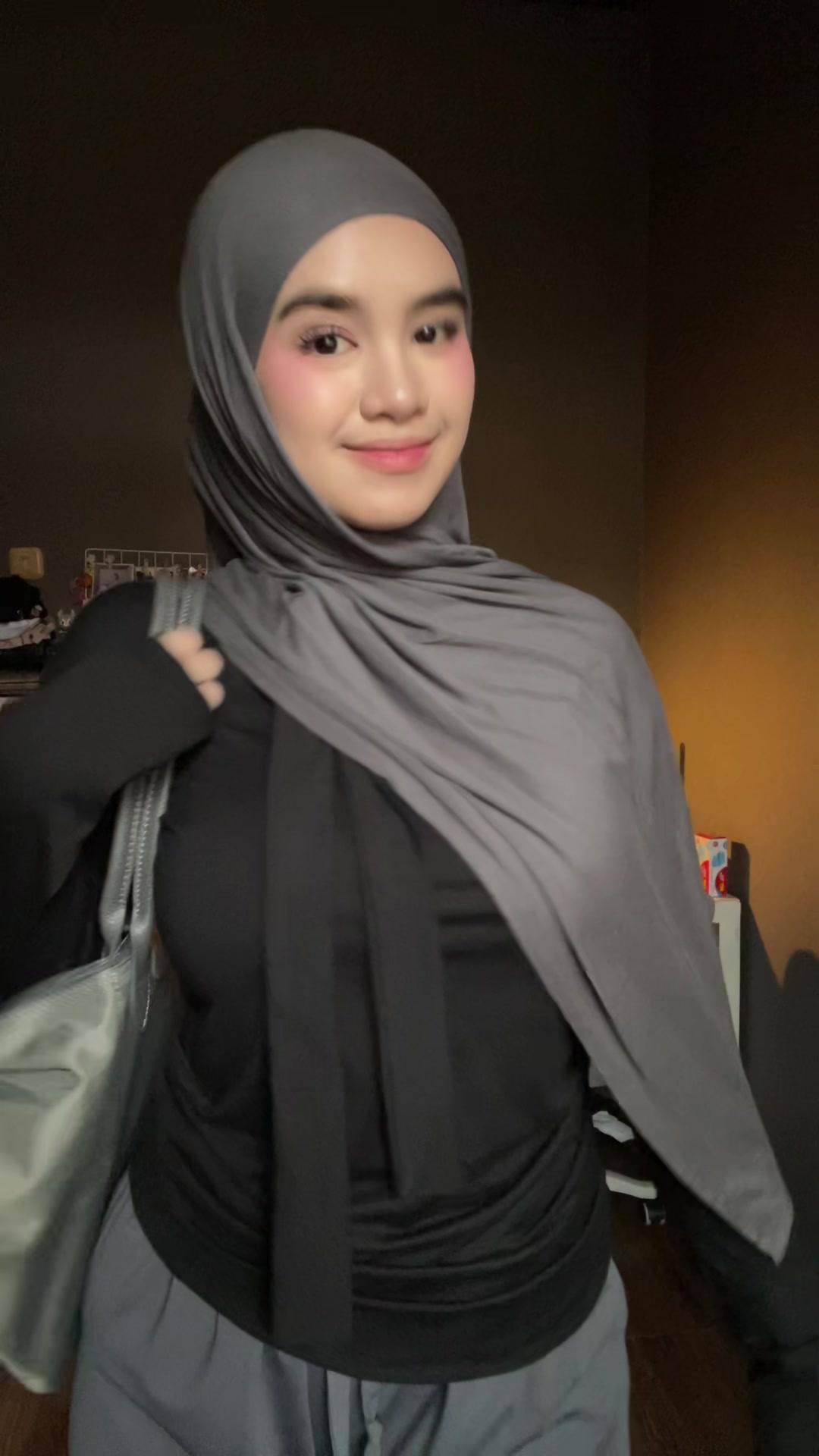 @Nayyut