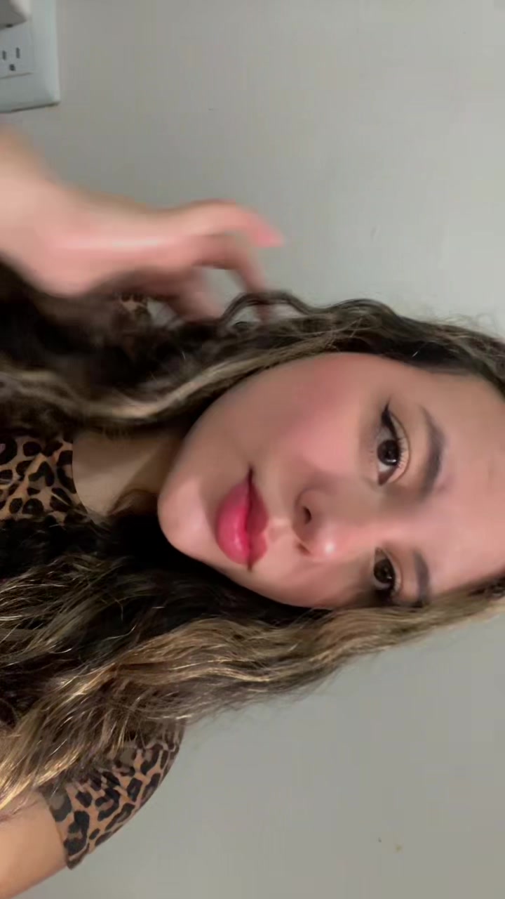 @Samanta Atehortúa✨