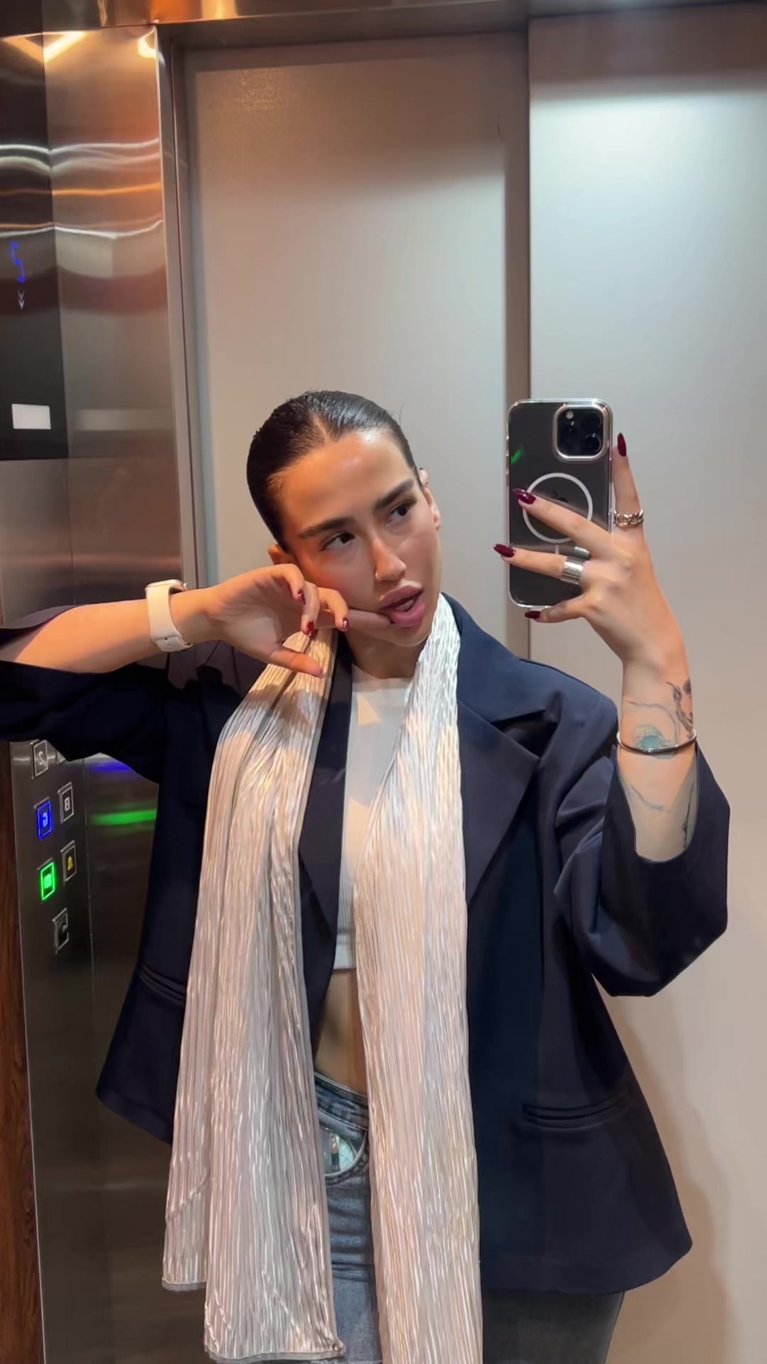 @sainblu_