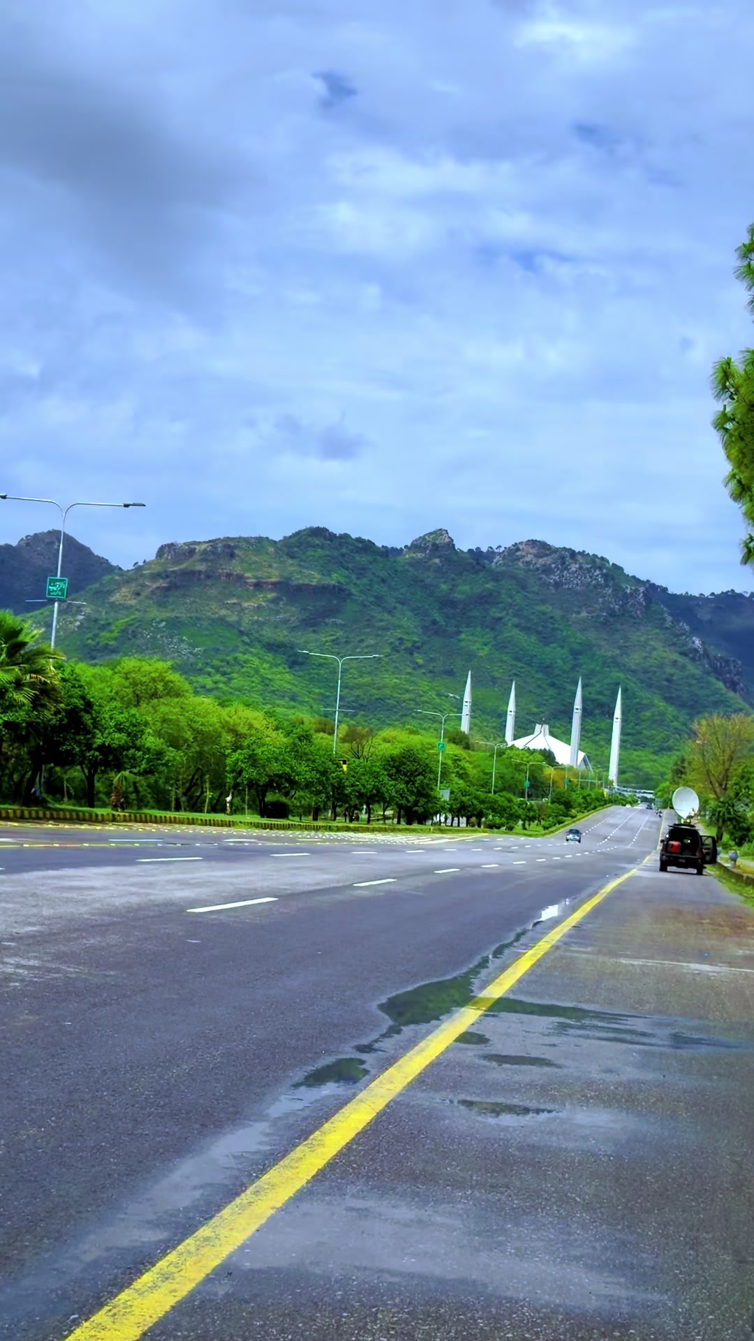 @Islamabadian 🏔️🍃