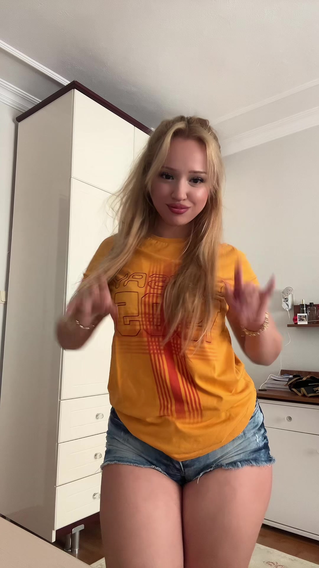 @Tülay