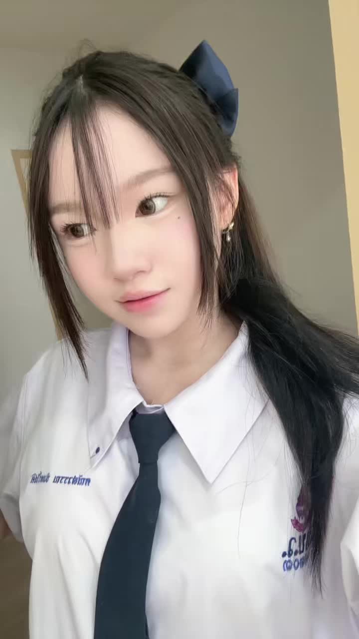 @แอลลี่