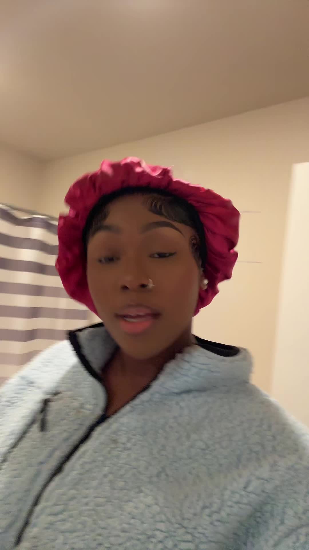 @theiyannanicole