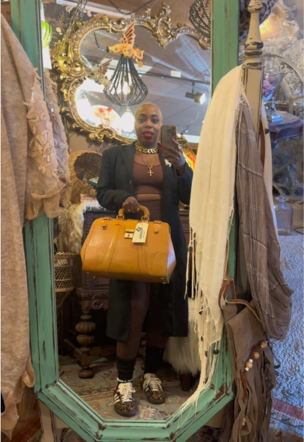 @Mika | Fashion Stylist
