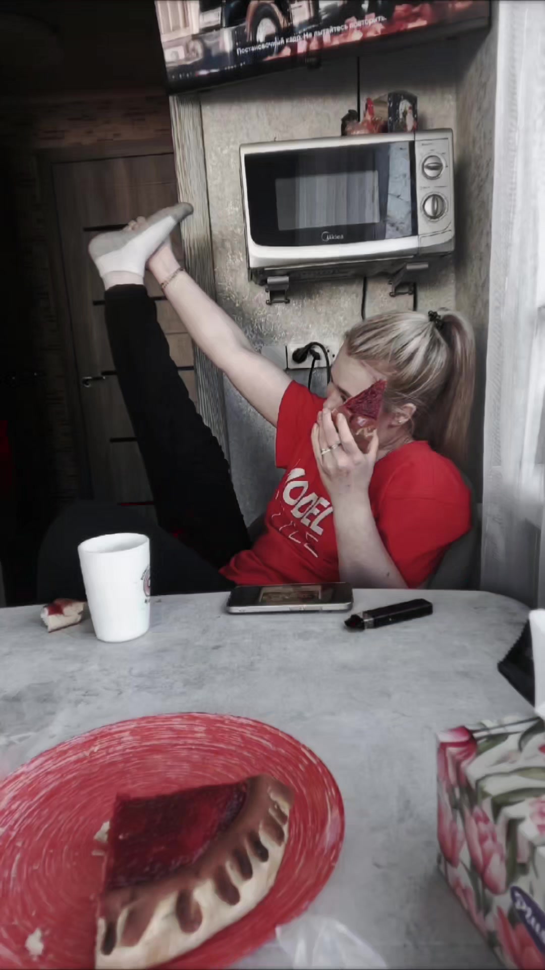@Anutka25