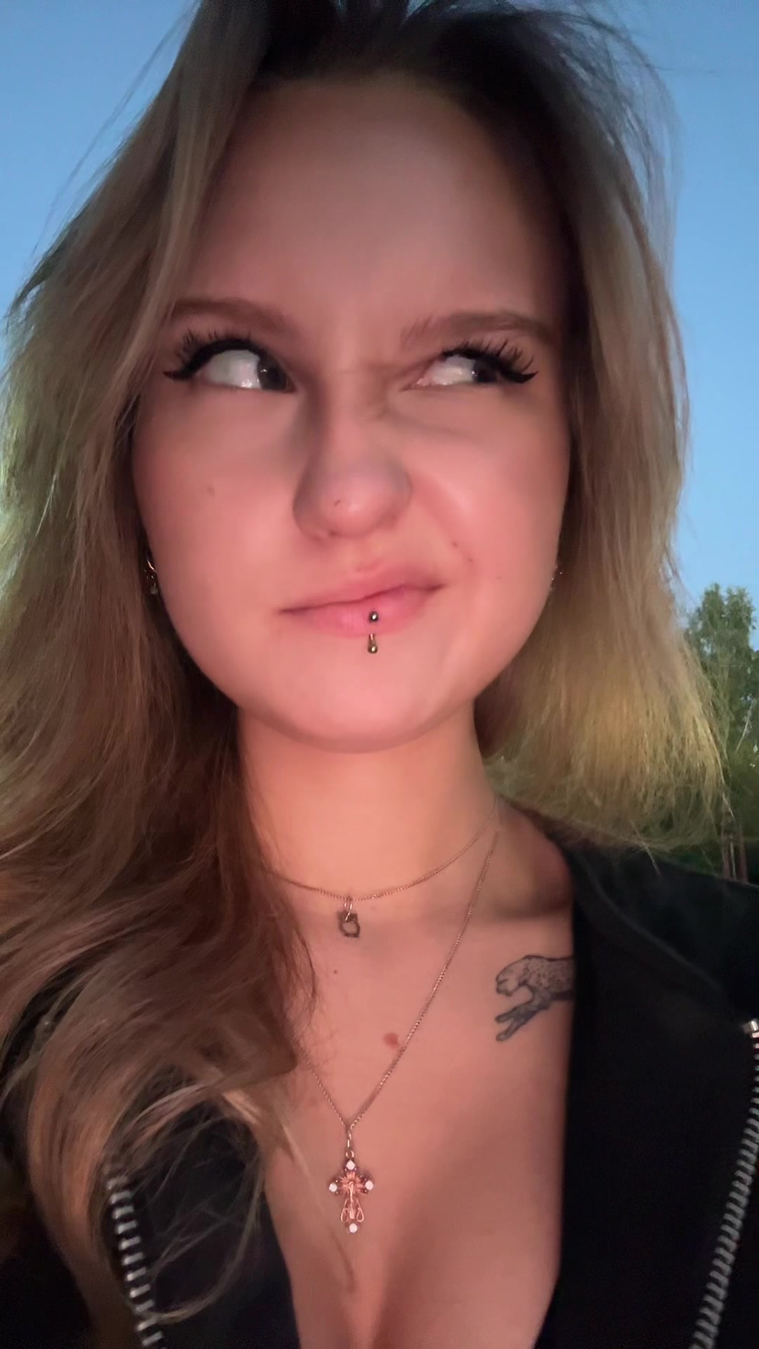 @аришкамилка🤍