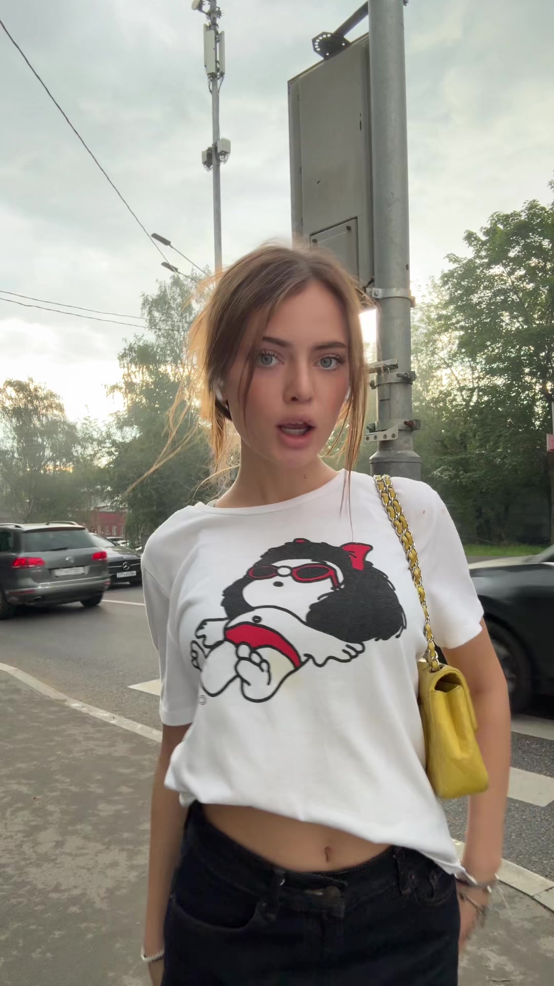 @OYYEEVA