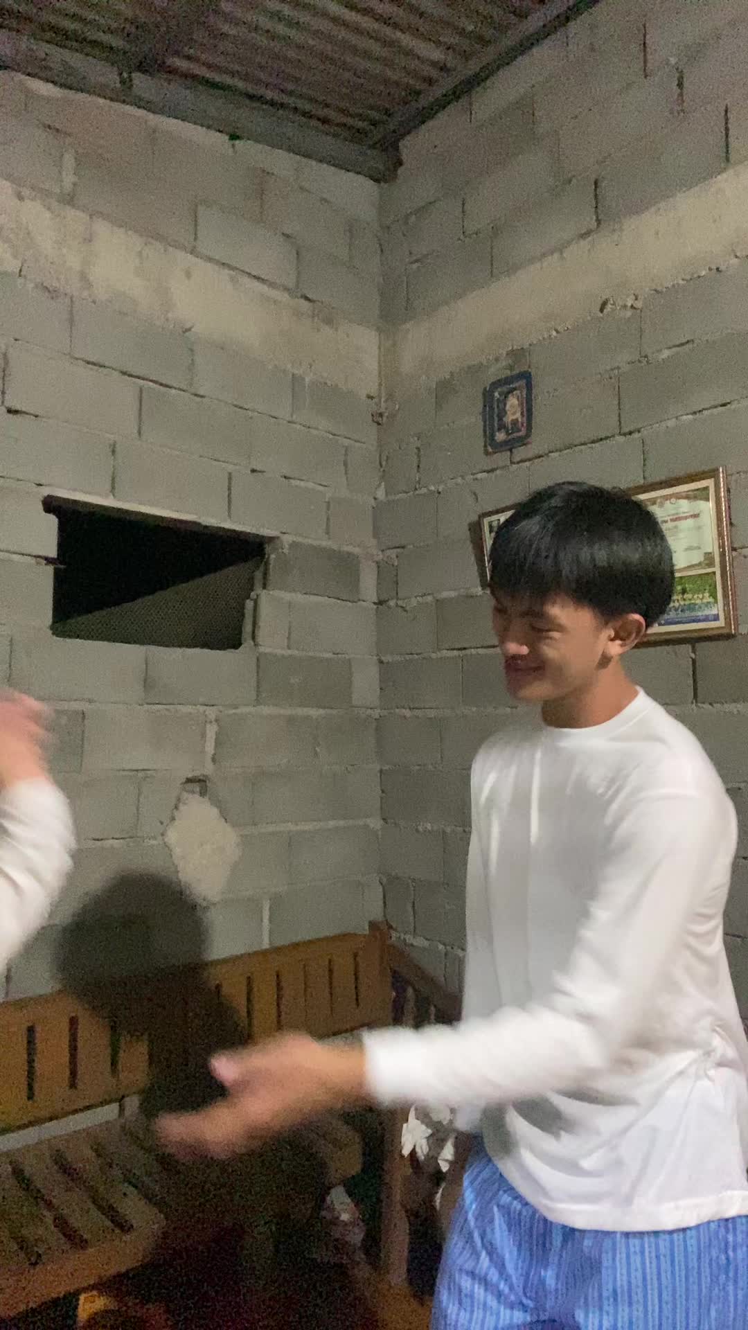 @Andrew🇵🇭🇬🇸