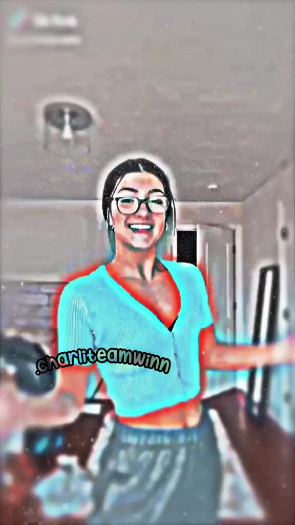 @Charli team☺︎︎
