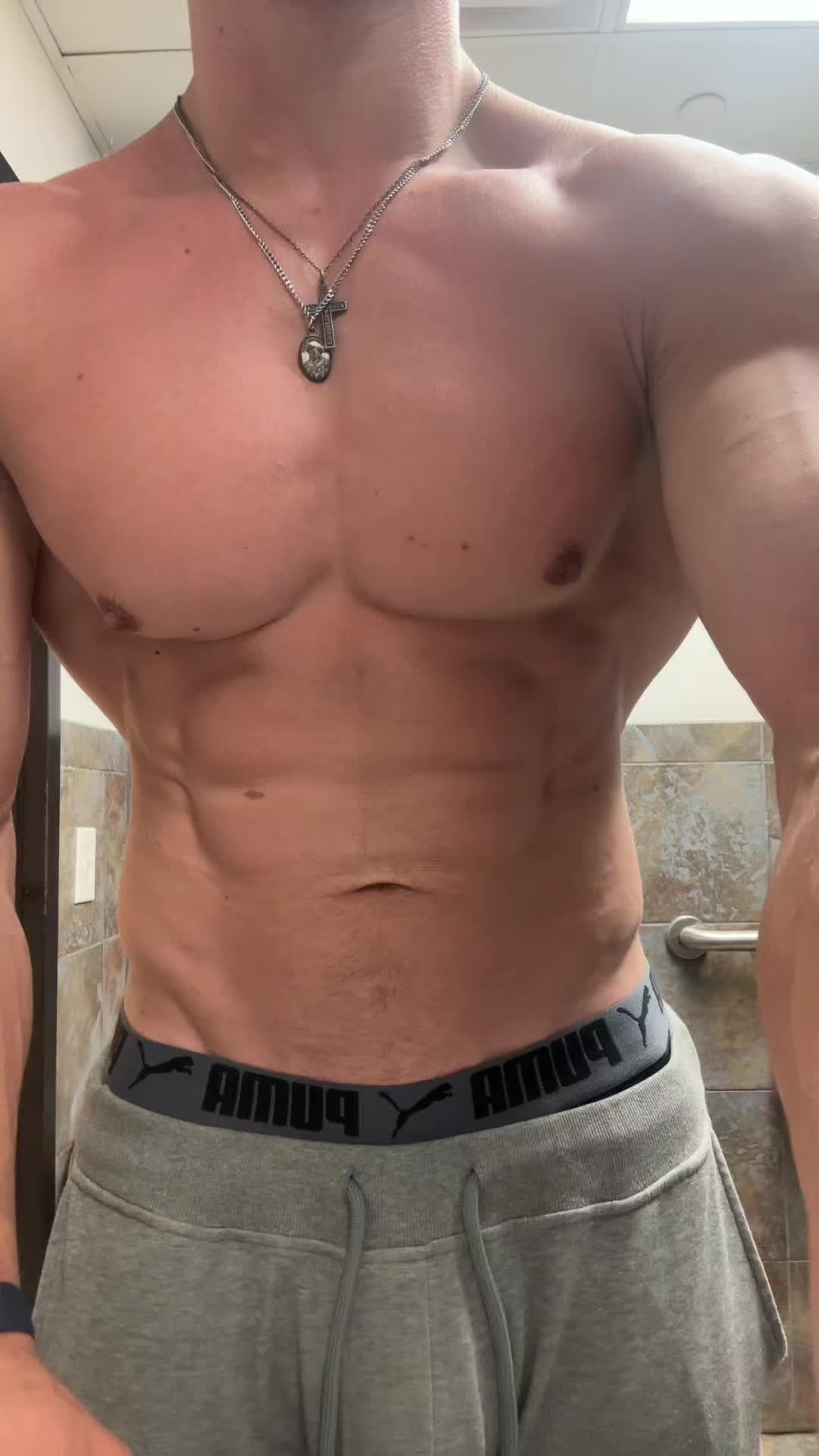 @alphadscott1