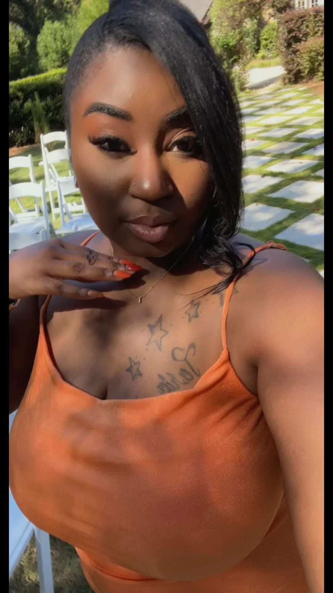 @FirstLadyNichelle