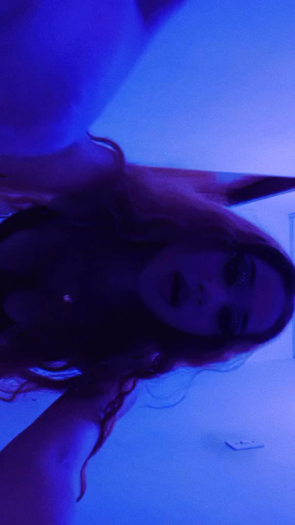 @María Mora
