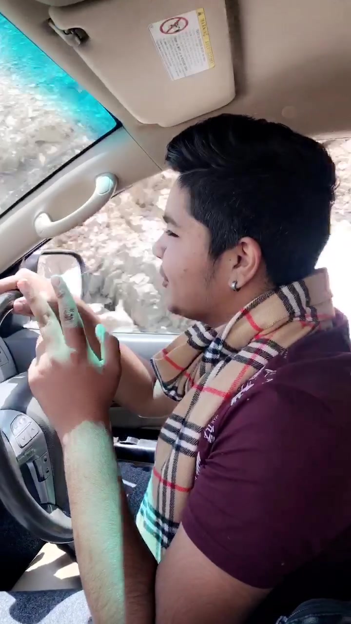 @Tushar kapoor 1